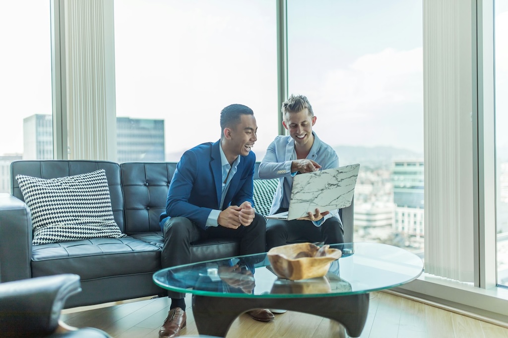 The UK–US Tech Deal: Ambition, Reality and the AI Investment Gap — Photo by Morning Brew on Unsplash